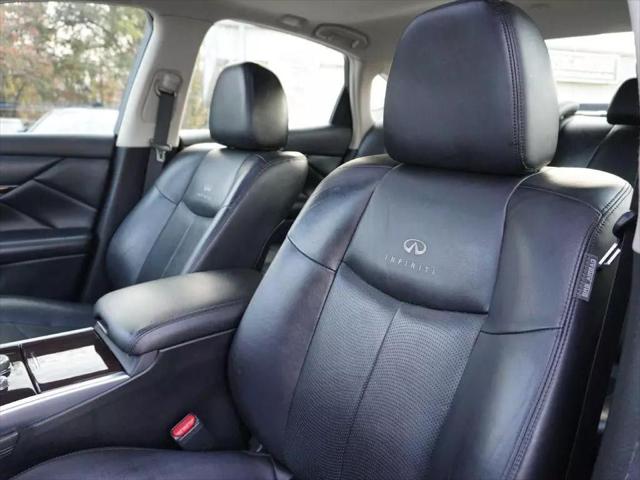 2011 INFINITI M37 BASE