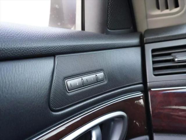 2011 INFINITI M37 BASE