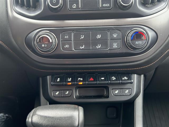 2021 GMC Canyon 4WD Crew Cab Short Box AT4 - Cloth