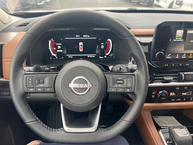 2024 Nissan Pathfinder Platinum FWD