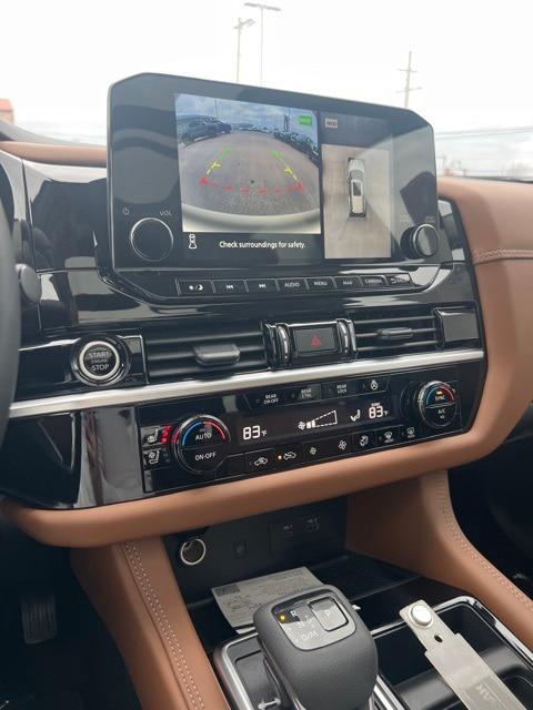 2024 Nissan Pathfinder Platinum FWD