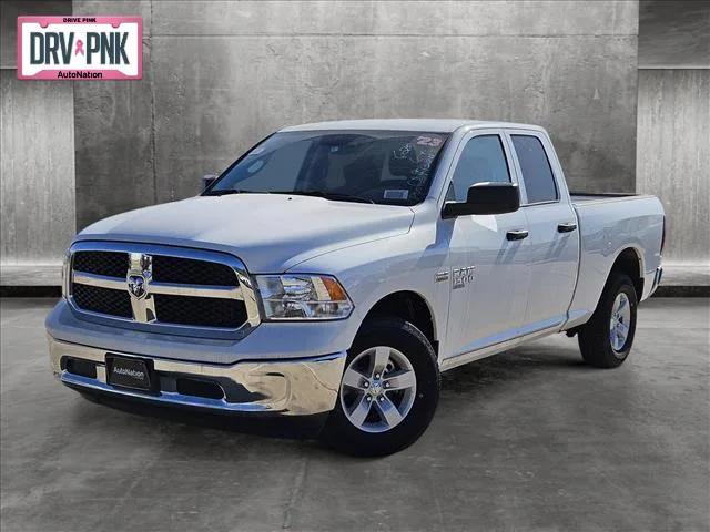 2023 RAM Ram 1500 Classic RAM 1500 CLASSIC TRADESMAN QUAD CAB 4X4 64 BOX