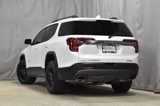 2023 GMC Acadia AWD AT4