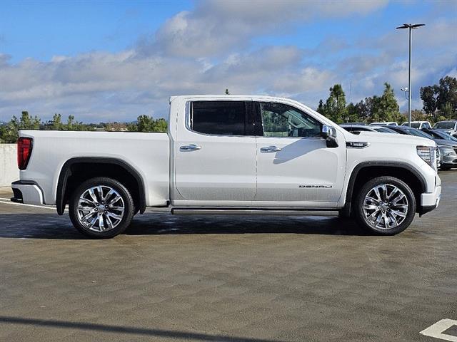 2024 GMC Sierra 1500 4WD Crew Cab Short Box Denali 19