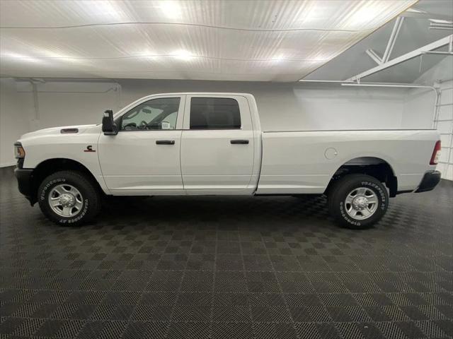 2024 RAM Ram 2500 RAM 2500 TRADESMAN CREW CAB 4X4 8 BOX