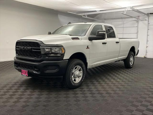 2024 RAM Ram 2500 RAM 2500 TRADESMAN CREW CAB 4X4 8 BOX