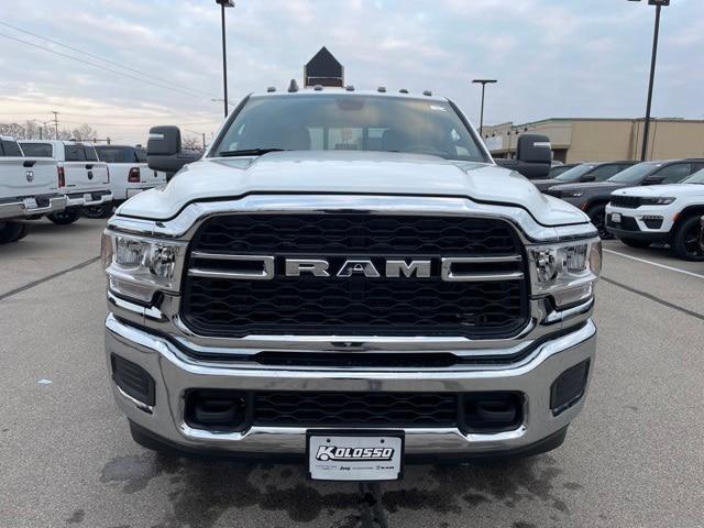 2024 RAM Ram 3500 RAM 3500 TRADESMAN CREW CAB 4X4 8 BOX