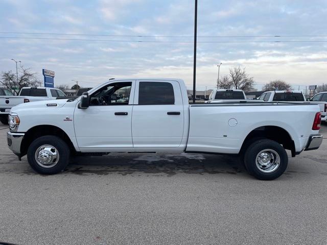 2024 RAM Ram 3500 RAM 3500 TRADESMAN CREW CAB 4X4 8 BOX