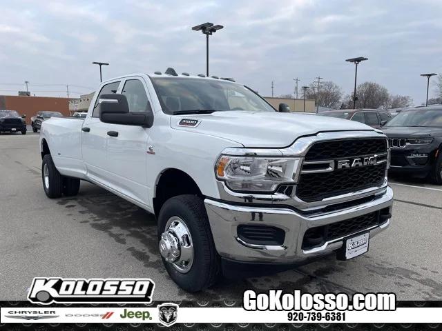 2024 RAM Ram 3500 RAM 3500 TRADESMAN CREW CAB 4X4 8 BOX