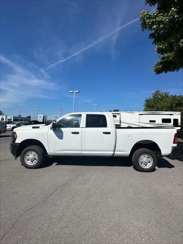 2024 RAM Ram 2500 RAM 2500 TRADESMAN CREW CAB 4X4 64 BOX