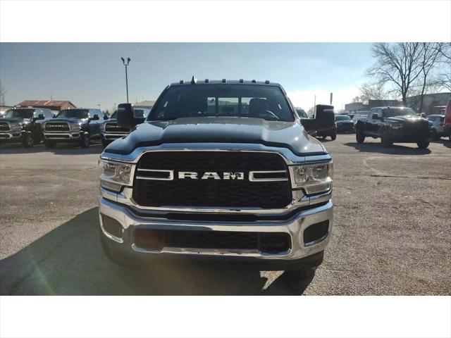 2024 RAM Ram 3500 RAM 3500 TRADESMAN CREW CAB 4X4 64 BOX