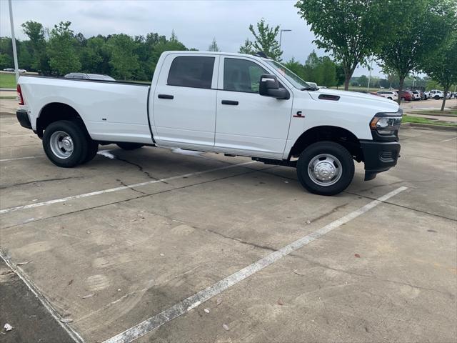 2024 RAM Ram 3500 RAM 3500 TRADESMAN CREW CAB 4X4 8 BOX