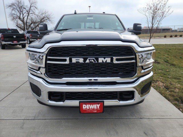 2024 RAM Ram 3500 RAM 3500 TRADESMAN CREW CAB 4X4 64 BOX