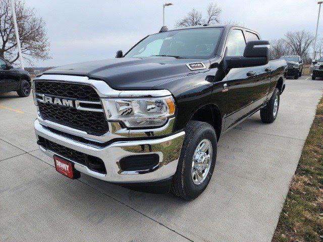 2024 RAM Ram 3500 RAM 3500 TRADESMAN CREW CAB 4X4 64 BOX