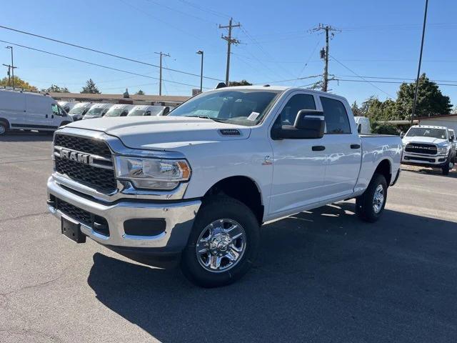 2024 RAM Ram 3500 RAM 3500 TRADESMAN CREW CAB 4X4 64 BOX