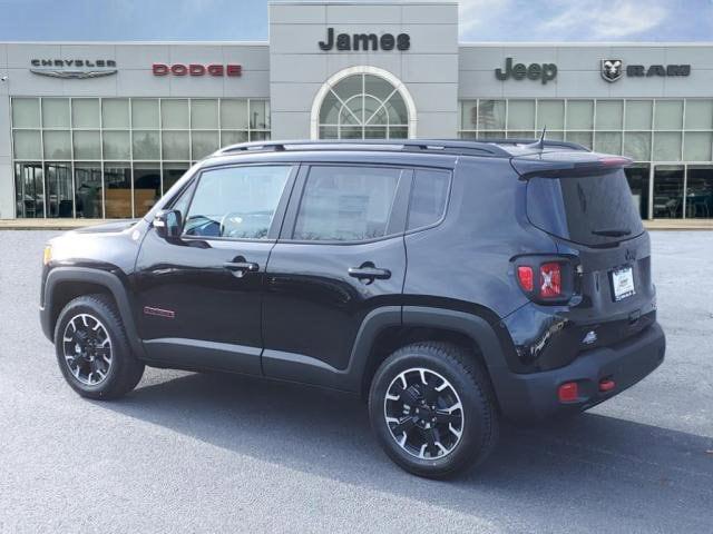 2023 Jeep Renegade RENEGADE TRAILHAWK 4X4