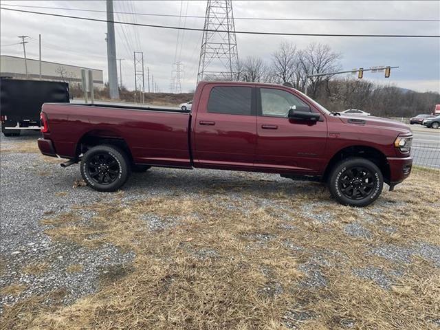 2022 RAM 3500 Big Horn Crew Cab 4x4 8 Box