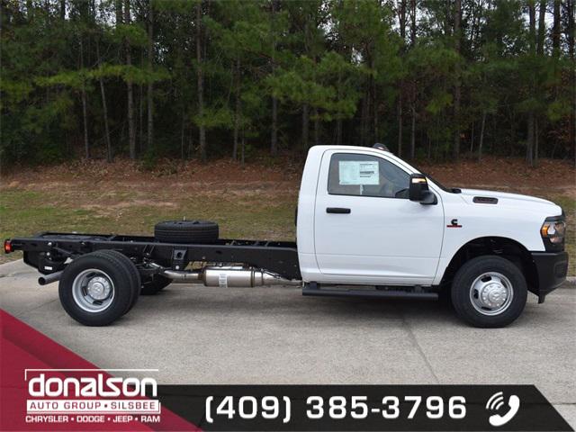 2024 RAM Ram 3500 Chassis Cab RAM 3500 TRADESMAN CHASSIS REGULAR CAB 4X4 84 CA