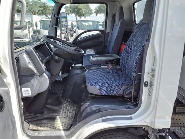 2024 Isuzu NRR LCF