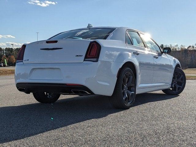 2023 Chrysler Chrysler 300 300 TOURING