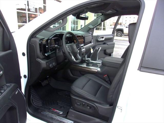 2024 Chevrolet Silverado 1500 4WD Crew Cab Short Bed RST