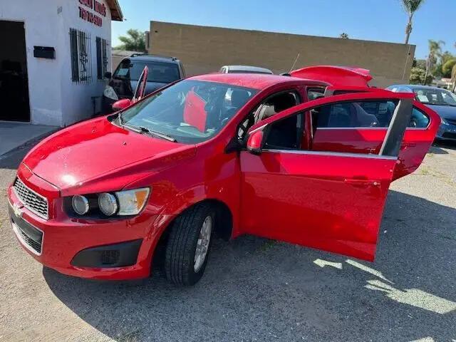2016 Chevrolet Sonic LT Auto