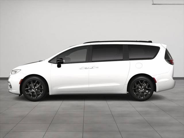 2024 Chrysler Pacifica PACIFICA LIMITED