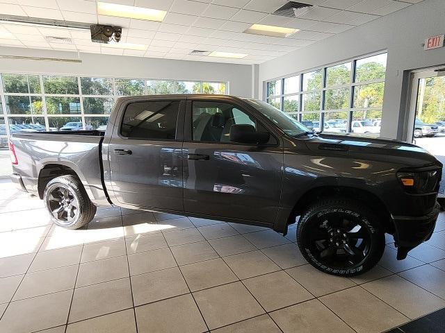 2024 RAM Ram 1500 RAM 1500 TRADESMAN CREW CAB 4X4 57 BOX