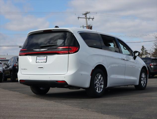 2024 Chrysler Pacifica PACIFICA LIMITED