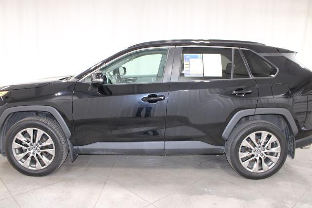 2020 Toyota RAV4 XLE Premium