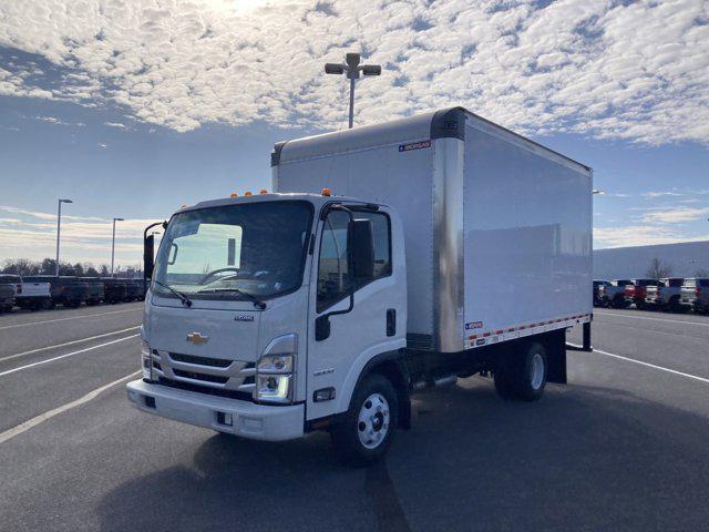2024 Chevrolet 3500 LCF Gas 2WD Reg Cab 132.5"