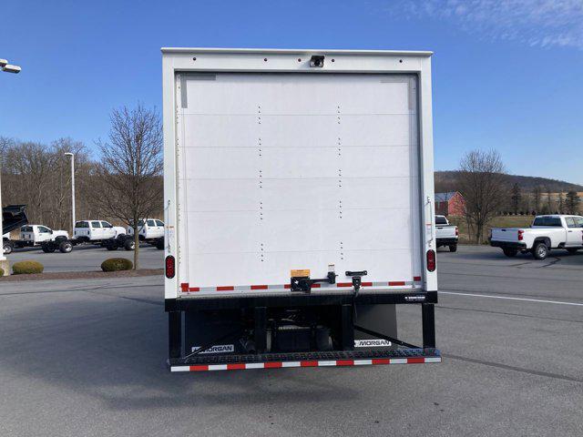 2024 Chevrolet 3500 LCF Gas 2WD Reg Cab 132.5"