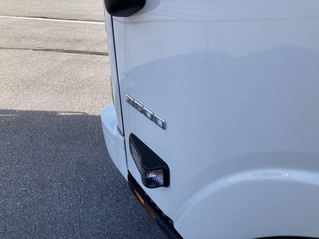 2024 Chevrolet 3500 LCF Gas 2WD Reg Cab 132.5"