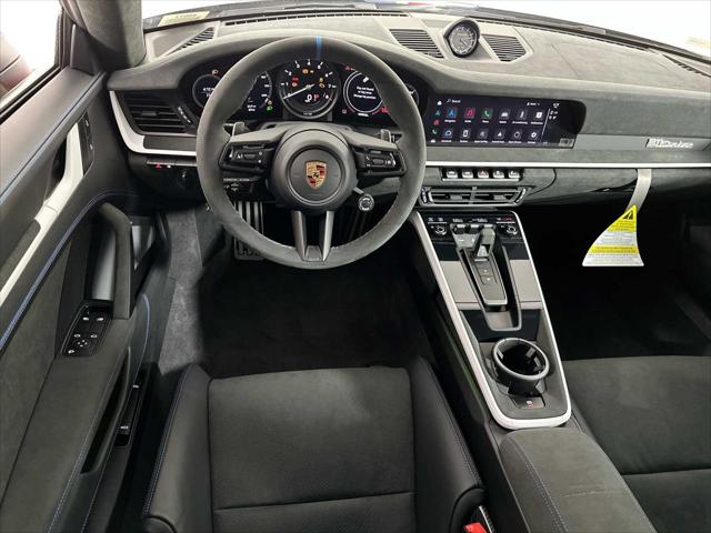 2024 Porsche 911 Dakar