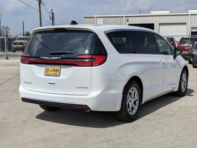 2024 Chrysler Pacifica PACIFICA LIMITED