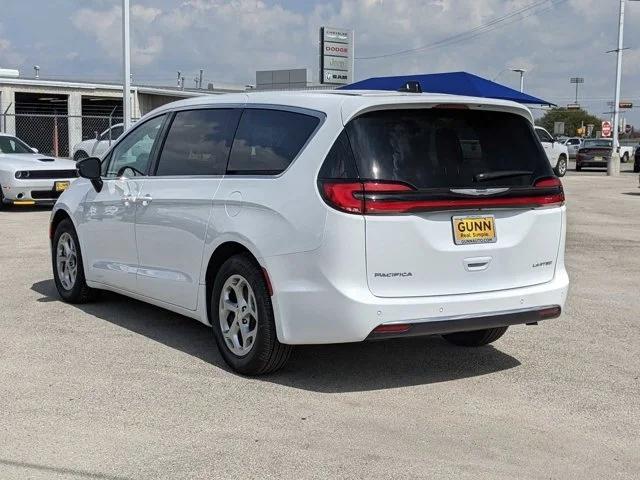 2024 Chrysler Pacifica PACIFICA LIMITED