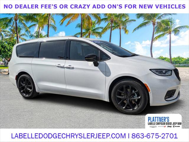 2024 Chrysler Pacifica PACIFICA TOURING L