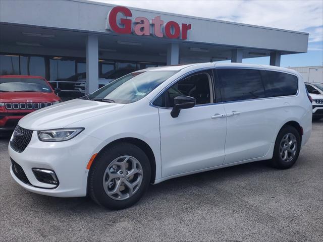 2024 Chrysler Pacifica PACIFICA LIMITED