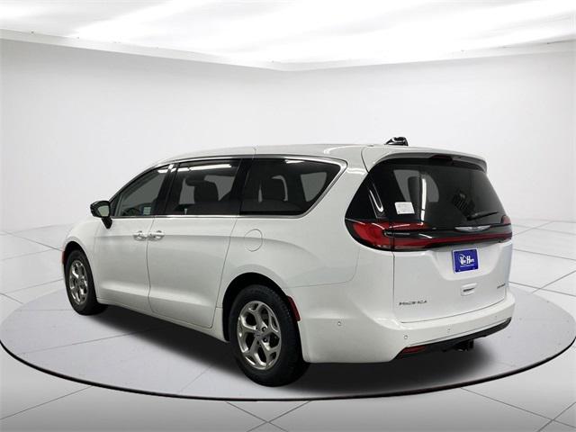 2024 Chrysler Pacifica PACIFICA LIMITED