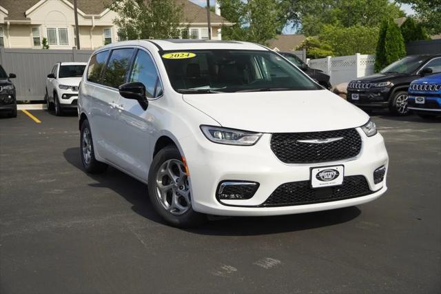 2024 Chrysler Pacifica PACIFICA LIMITED