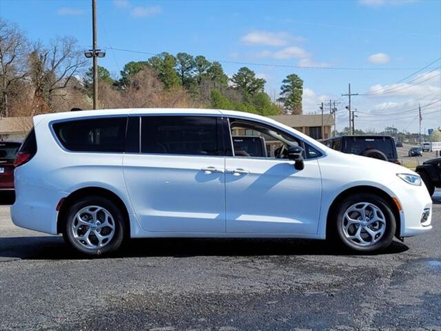 2024 Chrysler Pacifica PACIFICA LIMITED