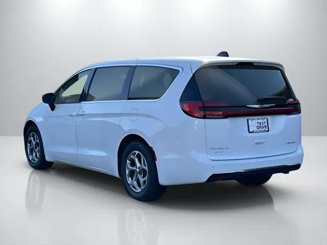 2024 Chrysler Pacifica PACIFICA LIMITED