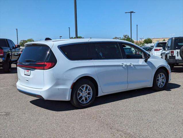 2024 Chrysler Pacifica PACIFICA TOURING L