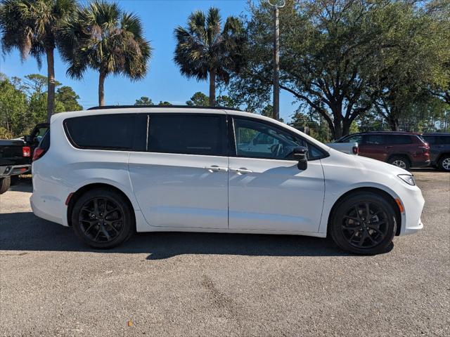 2024 Chrysler Pacifica PACIFICA LIMITED