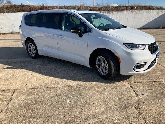 2024 Chrysler Pacifica PACIFICA LIMITED