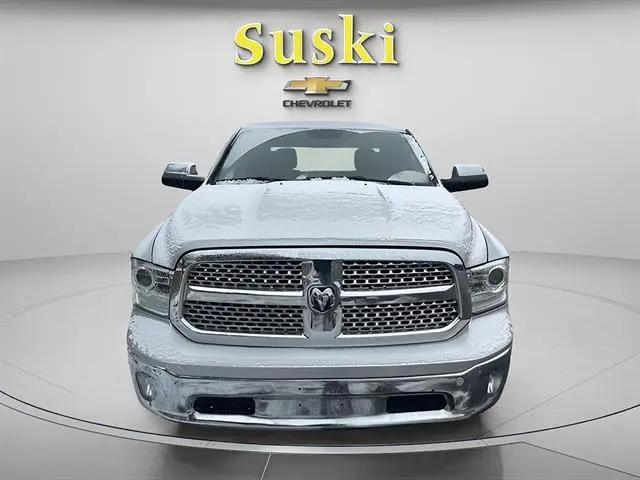2017 Ram 1500 Laramie Crew Cab 4x4 57 Box