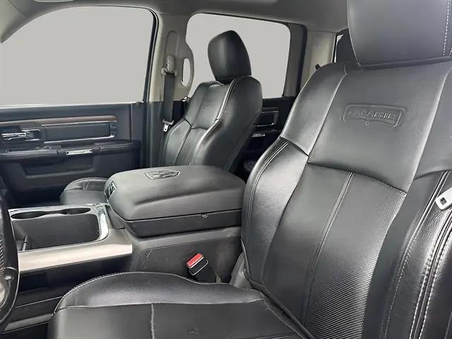 2017 Ram 1500 Laramie Crew Cab 4x4 57 Box