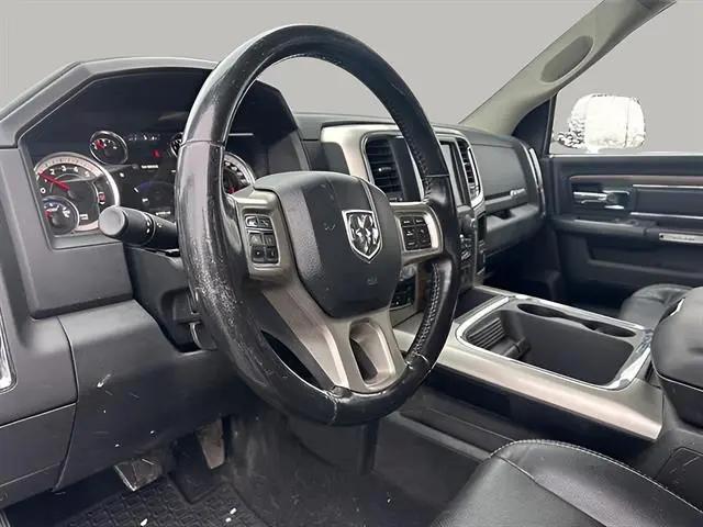 2017 Ram 1500 Laramie Crew Cab 4x4 57 Box