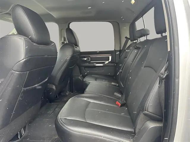 2017 Ram 1500 Laramie Crew Cab 4x4 57 Box