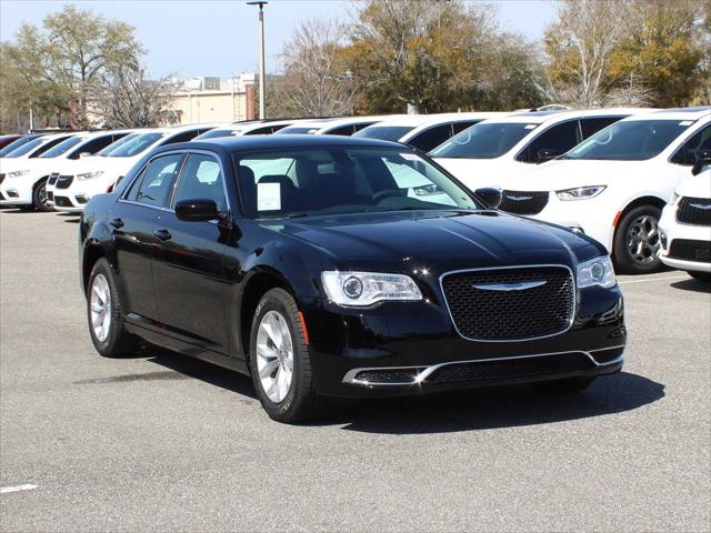 2023 Chrysler Chrysler 300 300 TOURING